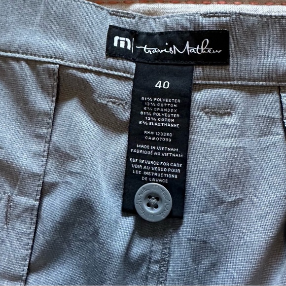 Travis Mathew Golf Short Grey 40 - Picture 4 of 9